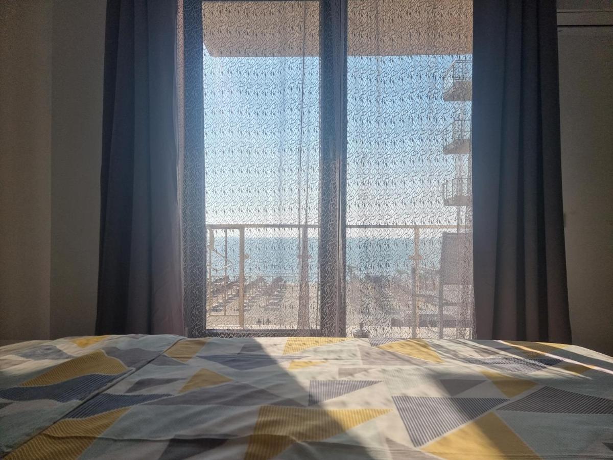 Beach Residence 18 Mamaia Nord Năvodari Kültér fotó